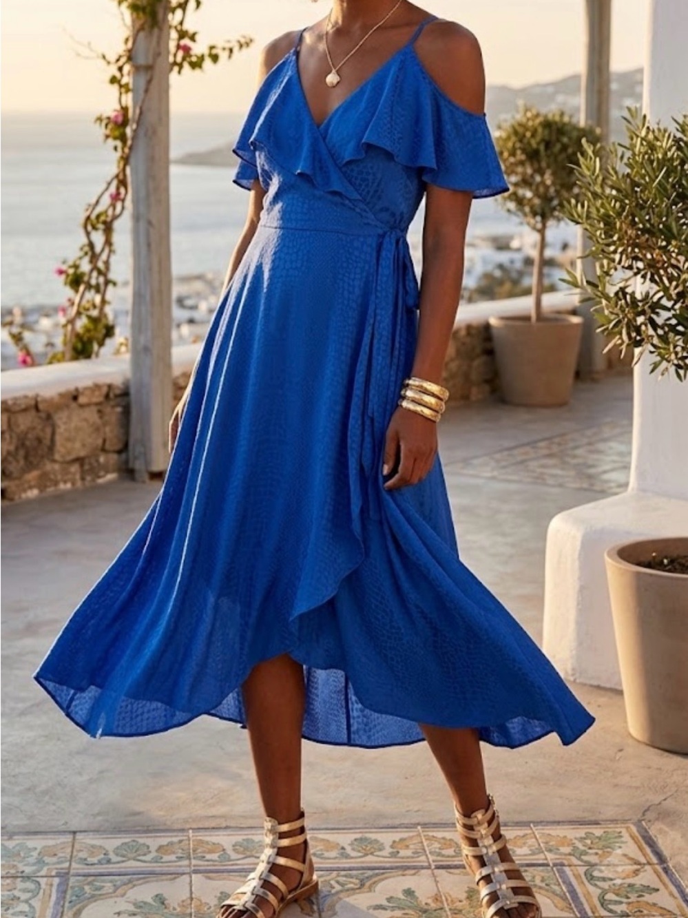 Jennifer Lopez Bright Blue dress